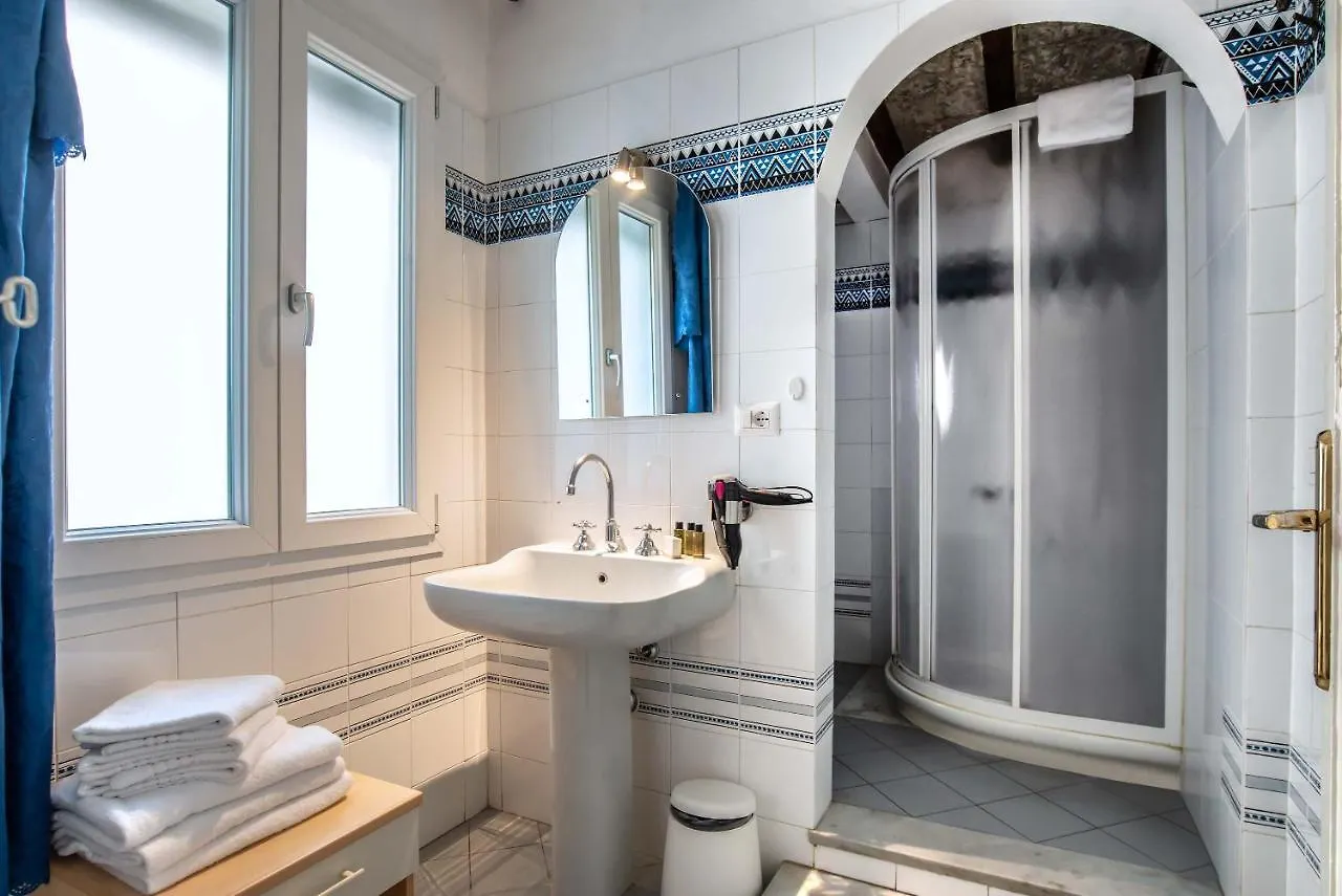 Mdr Gia Via Larga Rooms Florenz Frühstückspension