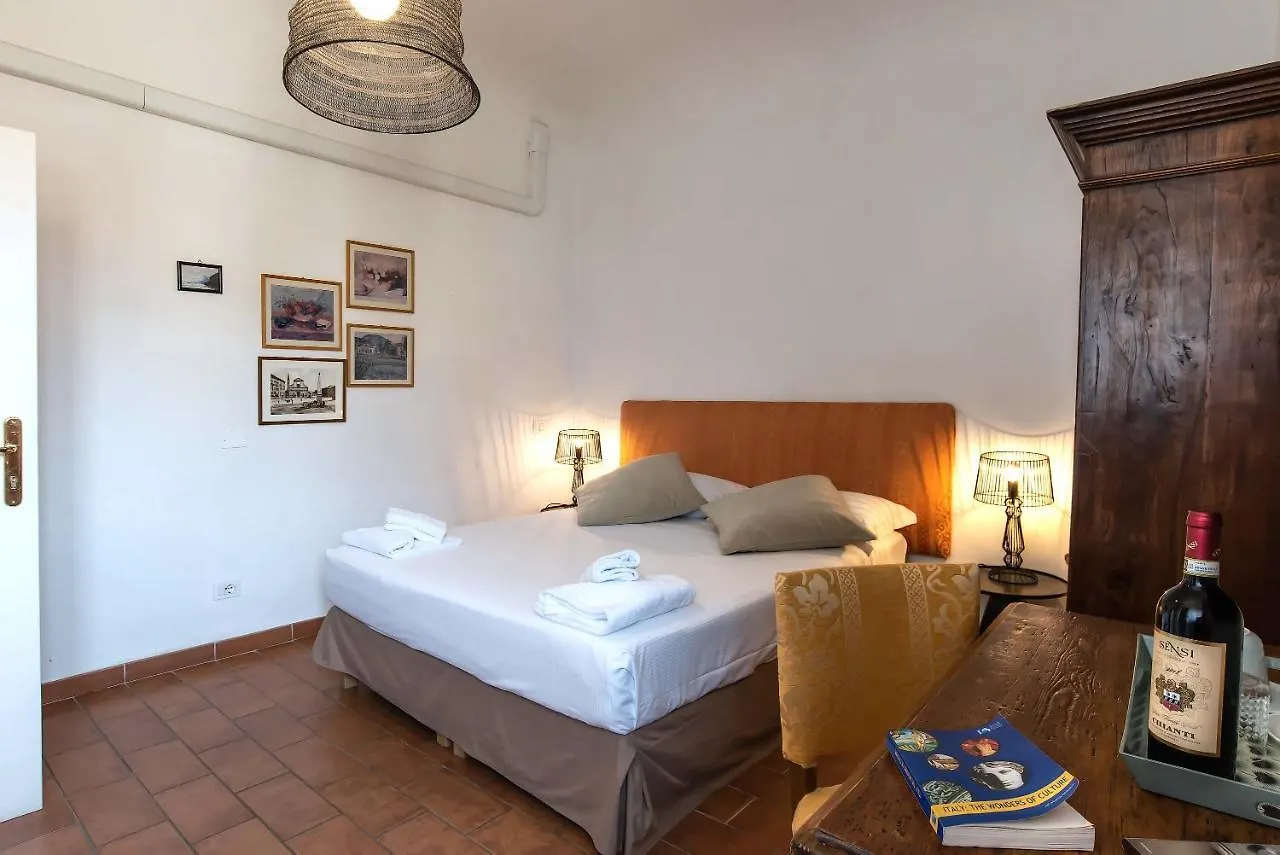 Frühstückspension Mdr Gia Via Larga Rooms Florenz