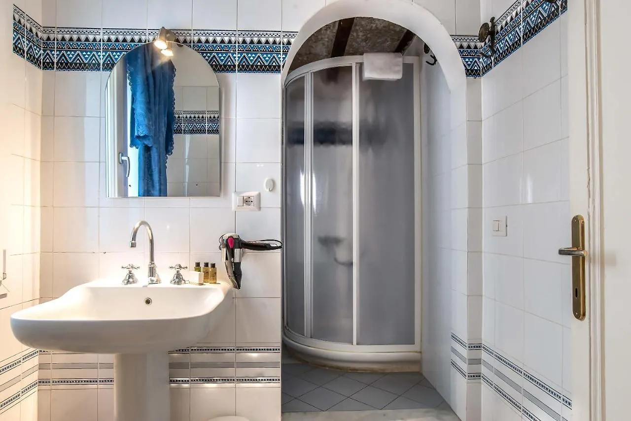 Mdr Gia Via Larga Rooms Florenz 3*,